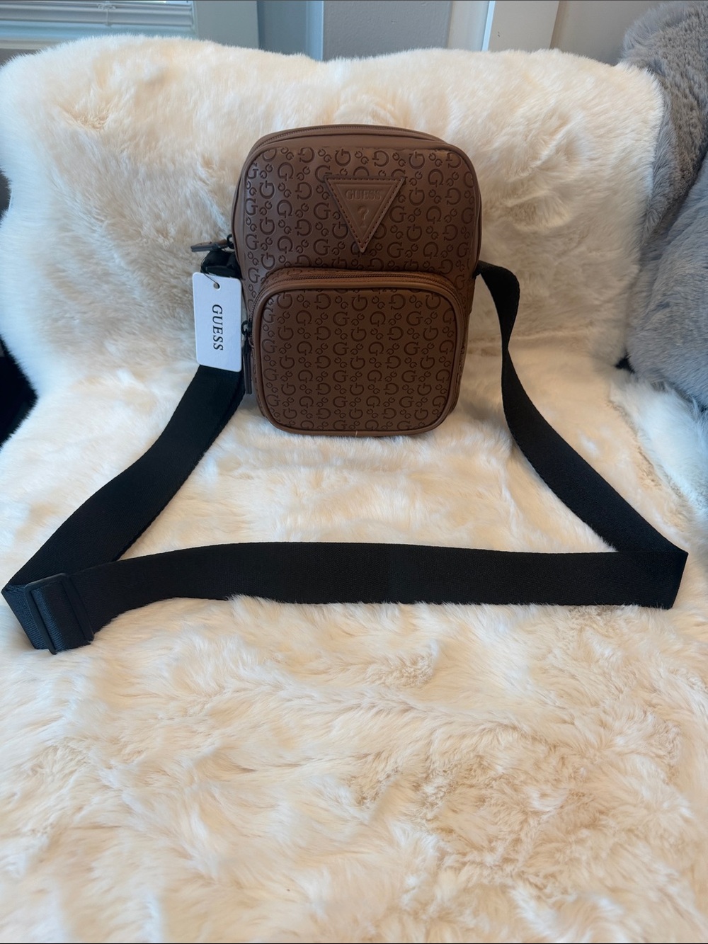 NWT GUESS Monogram Crossbody Messenger Bag Shoulder Purse Cognac Brown Unisex